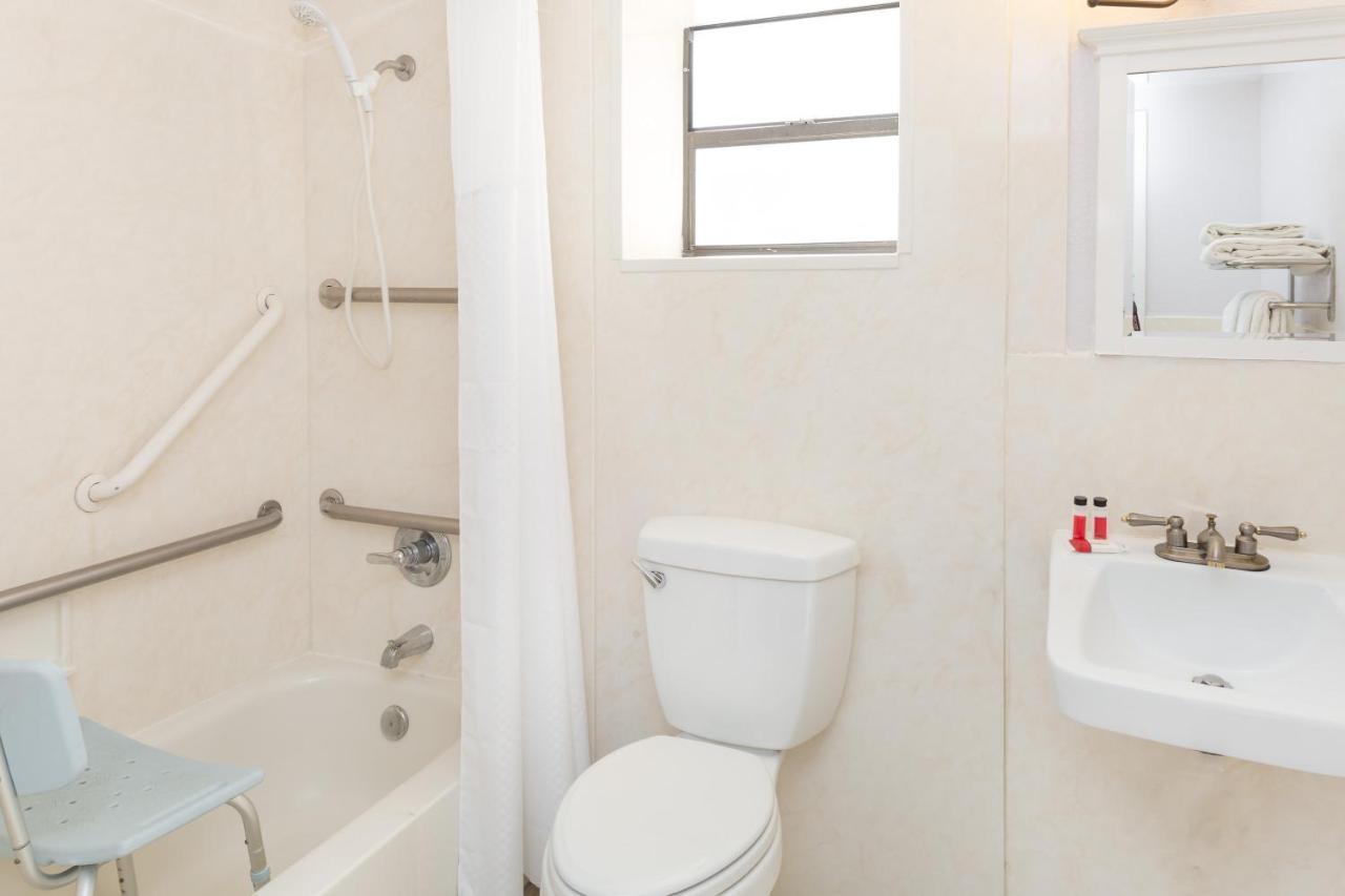 Ocean Reef Hotel Форт Лодърдейл Екстериор снимка
